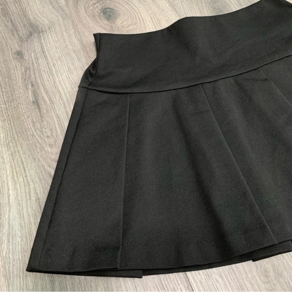 BCBGENERATION Mini Skirt - Picture 2 of 7